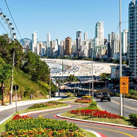 Bc Estaleiro - Sossego, Conforto E Pet Ok Balneario Camboriu Exterior photo
